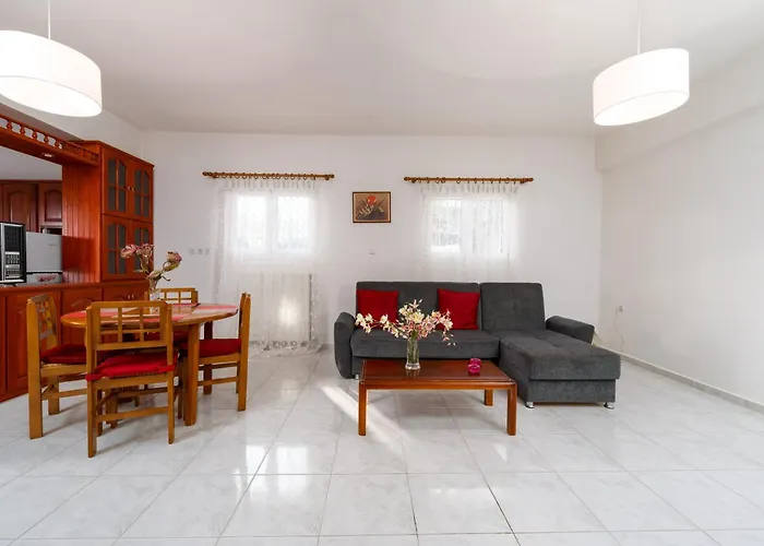 Sainis Rooms